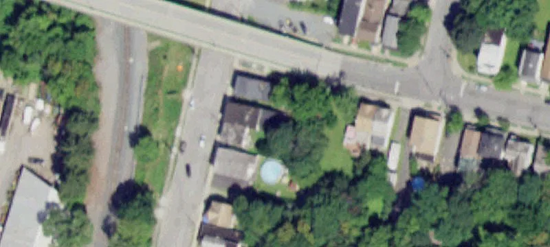 250 Ee St