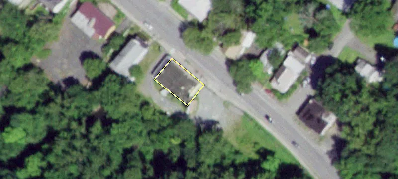 782 Pawling Ave