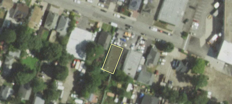 47 Maple Pl