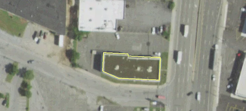 2000 Broadhollow Rd