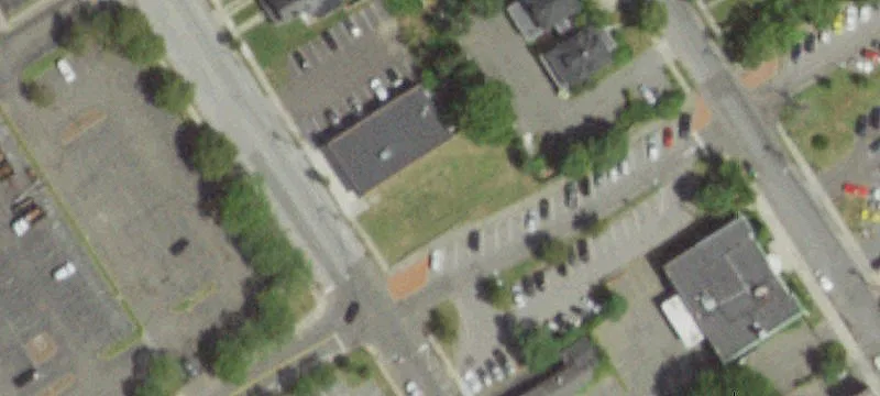 17 Yale St