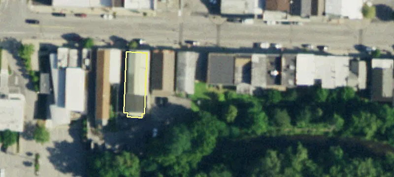 51 Main St