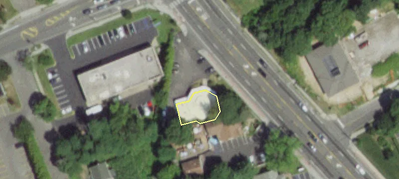 606 Patchogue Rd