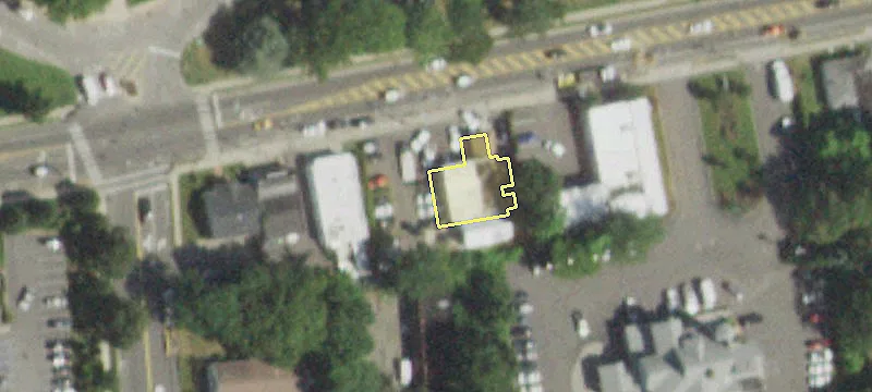 690 Main St