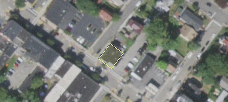 206 Main St