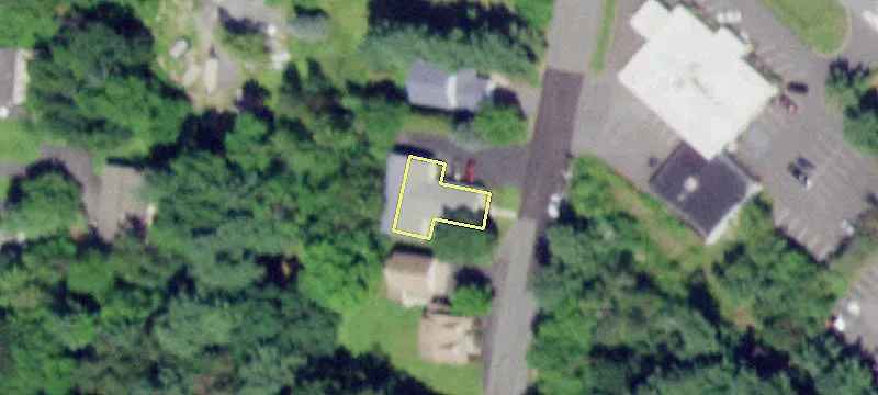 10 Utica Ave
