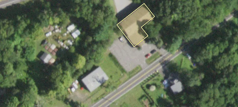 240 Riverside Rd