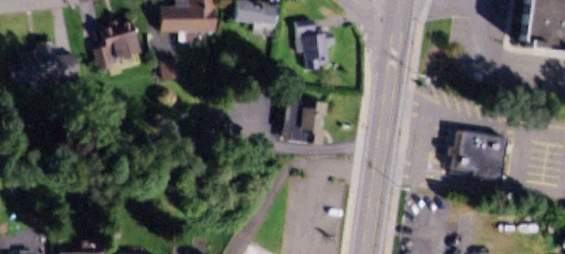1003 Uppr Frnt St