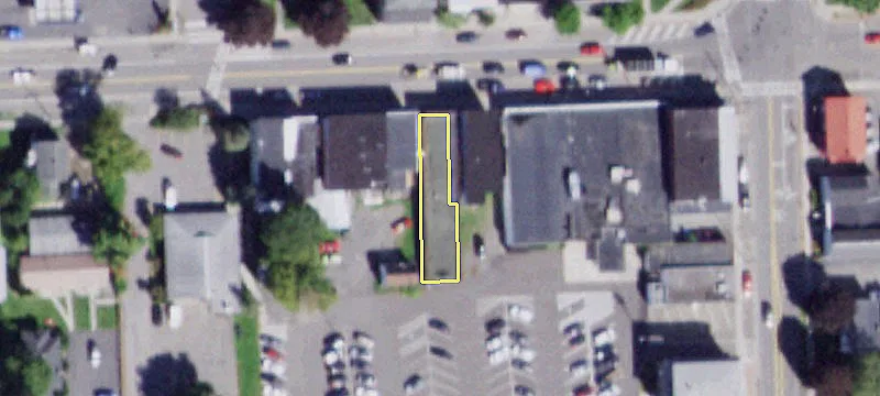 15 Main St