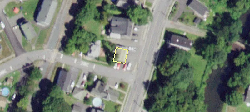 92 Saratoga Ave