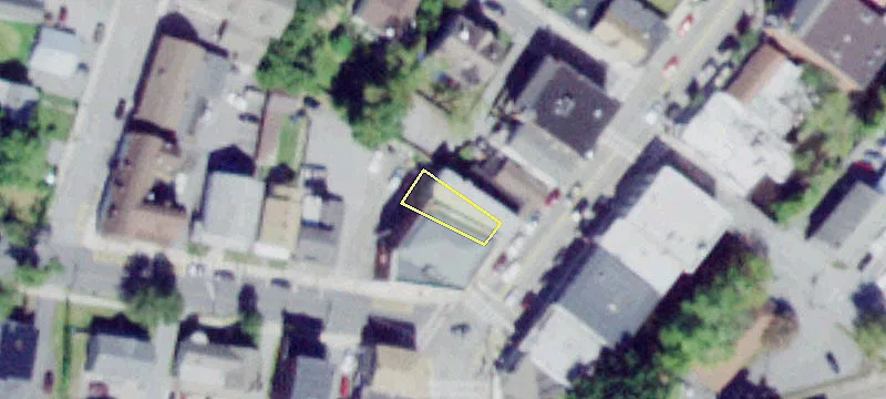 19 Main St