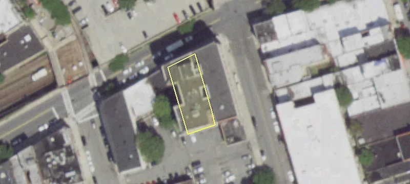 22 1st St