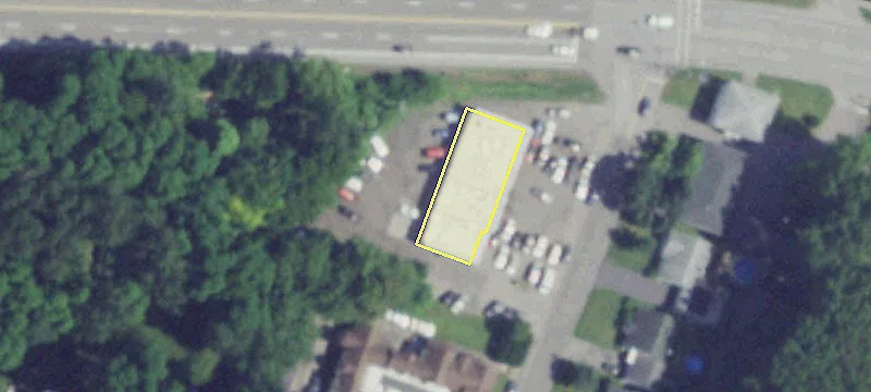 305 Roosevelt Rd