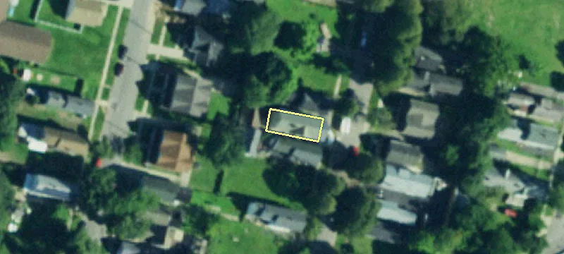 52 Locust St