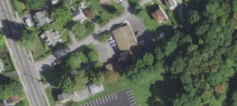 2 Linden Ln