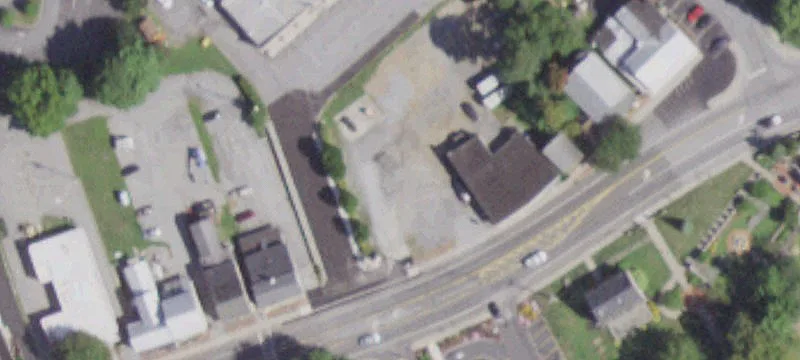 1621 Main St
