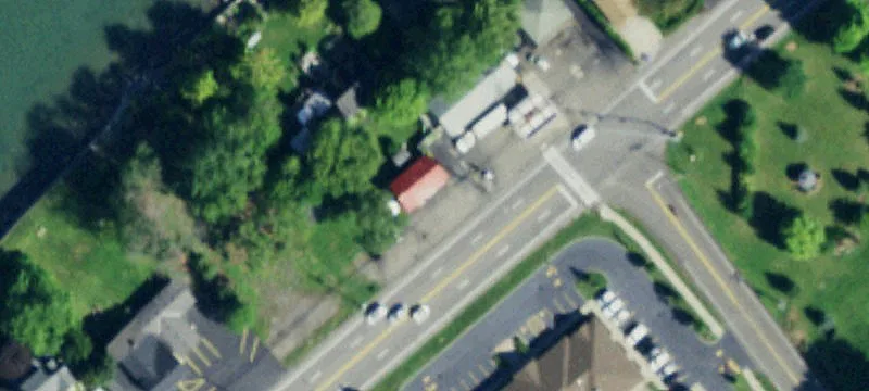 4890 Lk Shr Rd