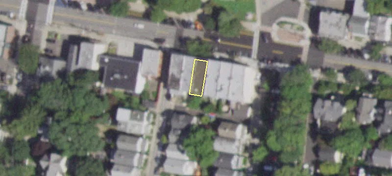 100 Main St