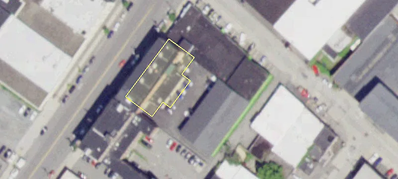 927 Broadway