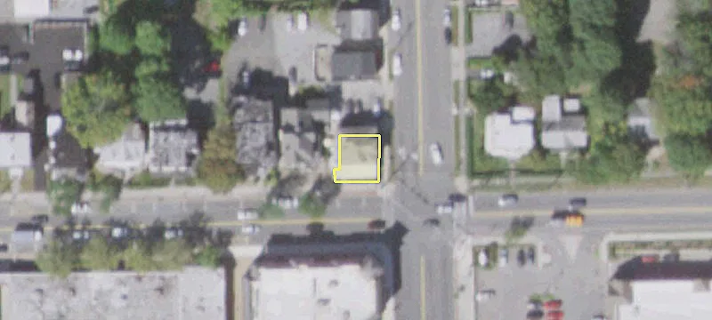 1138 Main St