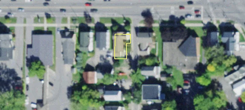 35 Main St