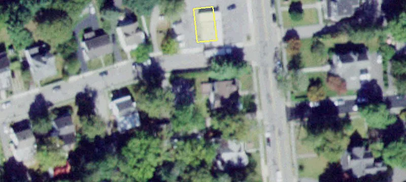 12 Oakland Ave