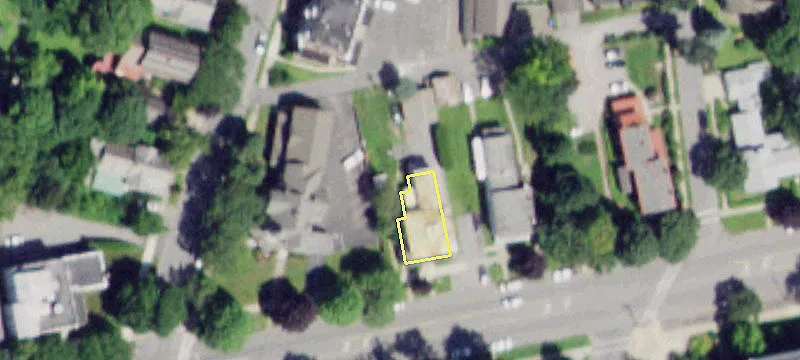 107 Lake Ave