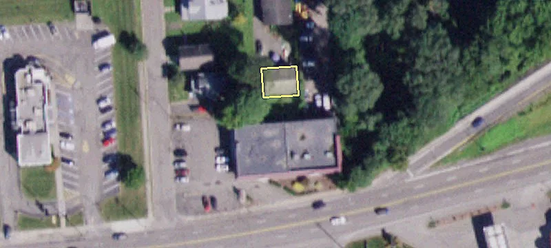 3401 Main St
