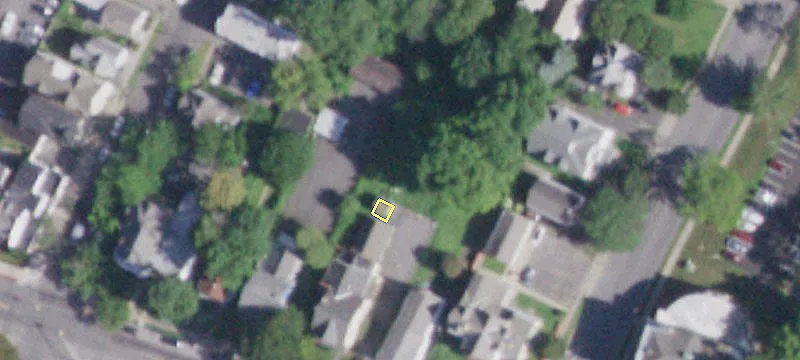 709 Un St