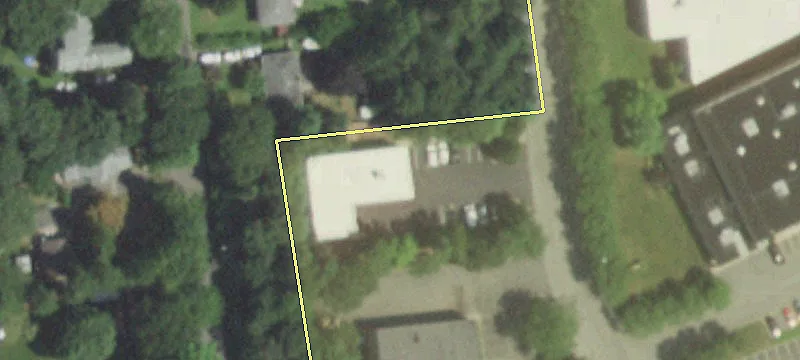 140 Raynor Ave