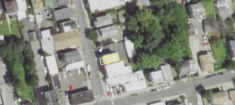95 4th St