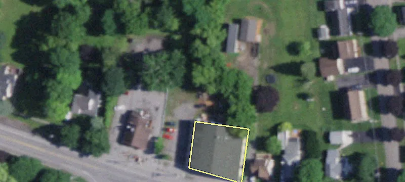 3021 Main St