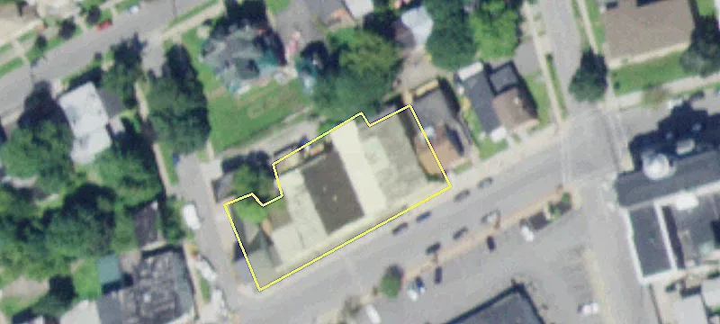 632 Main St