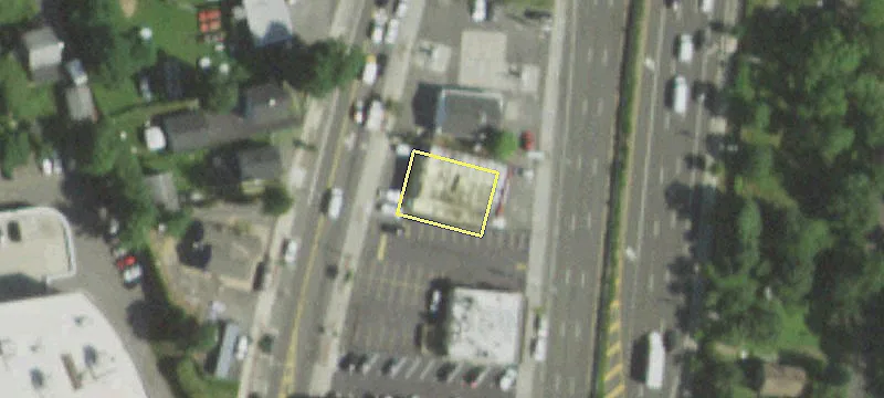 1006 Walt Whitman Rd
