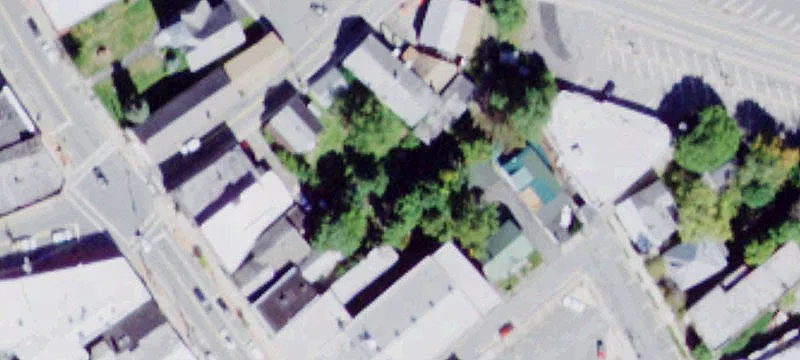 21 Main St
