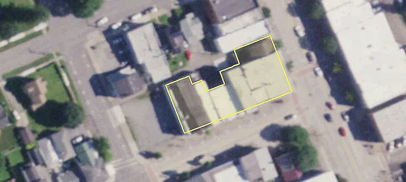 16 Chapel St