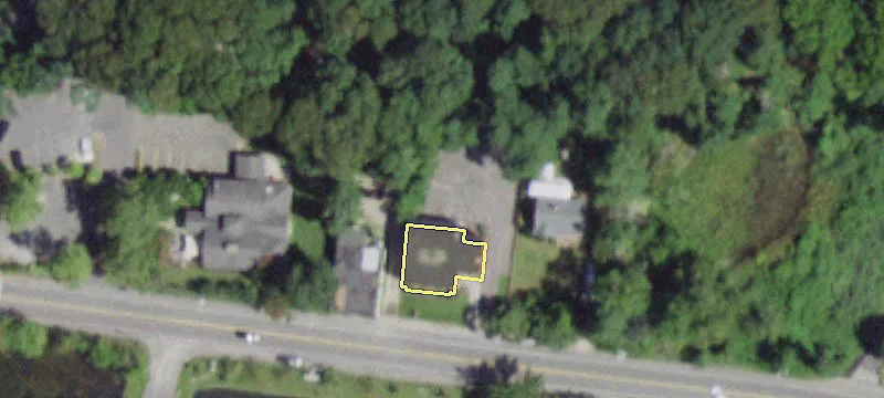 2042 Country Rd