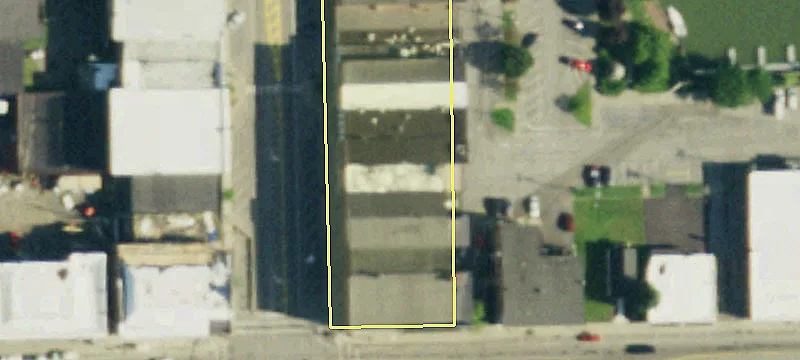 439 Main St