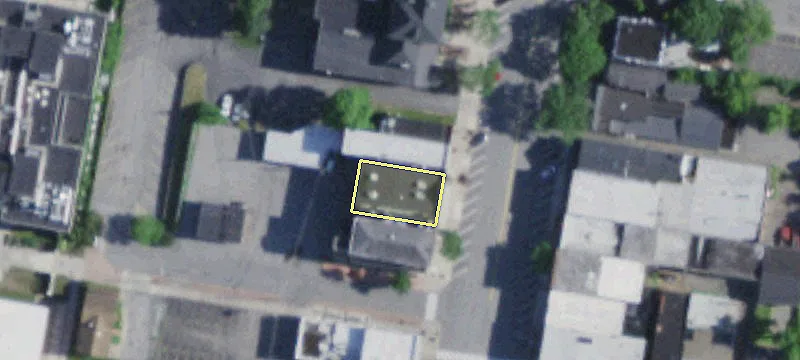 62 Main St