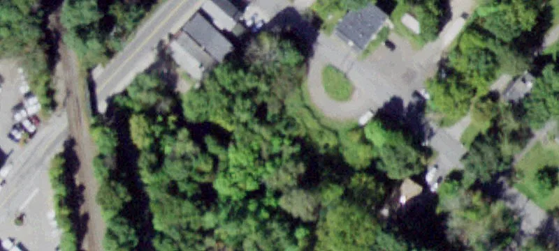 6 Falkirk Ave