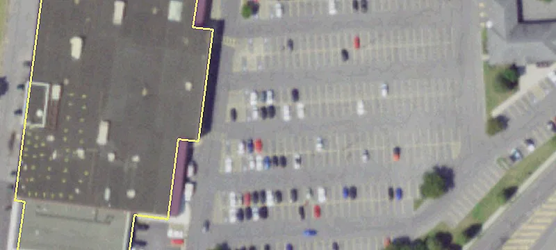 628 Main St