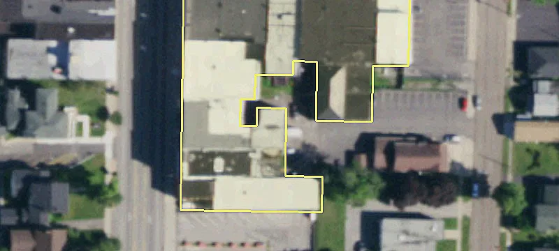 39 Main St