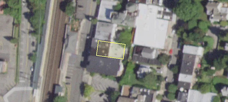 16 Astor St