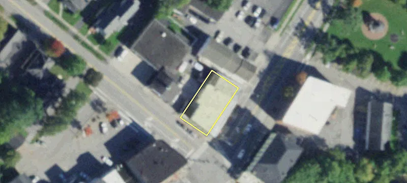 6 Main St