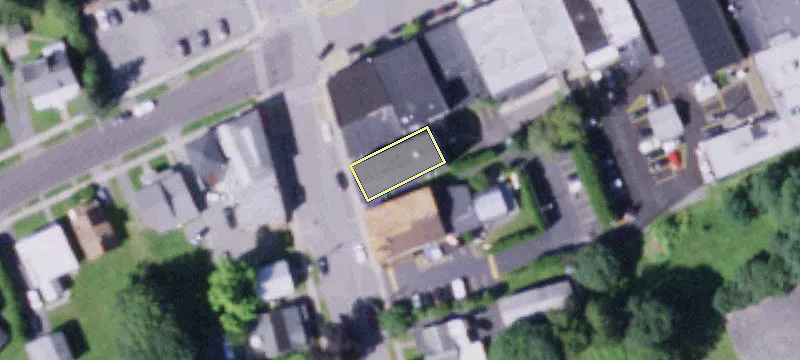 7 Maple Ave
