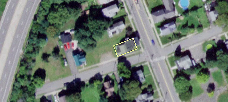 728 Main St