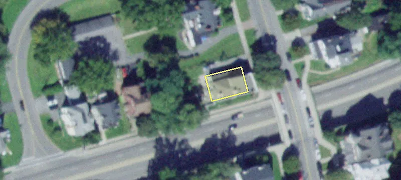 562 Main St
