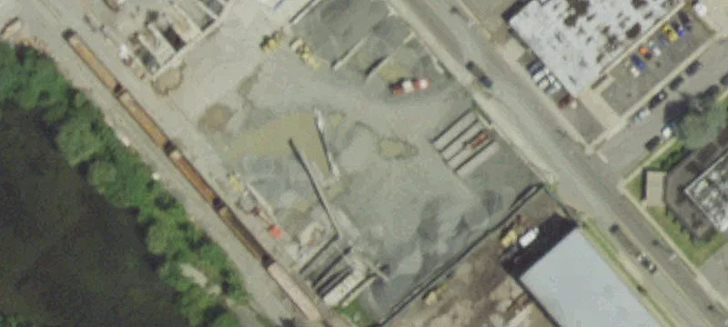 800 Queens Ave