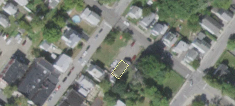 14 Cedar St