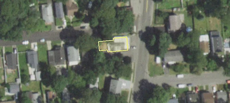 2800 Pond Rd
